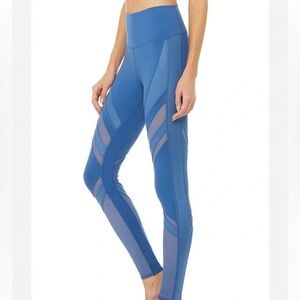 Alo Yogy High Waist Epic Legging in light Blue . Size XS